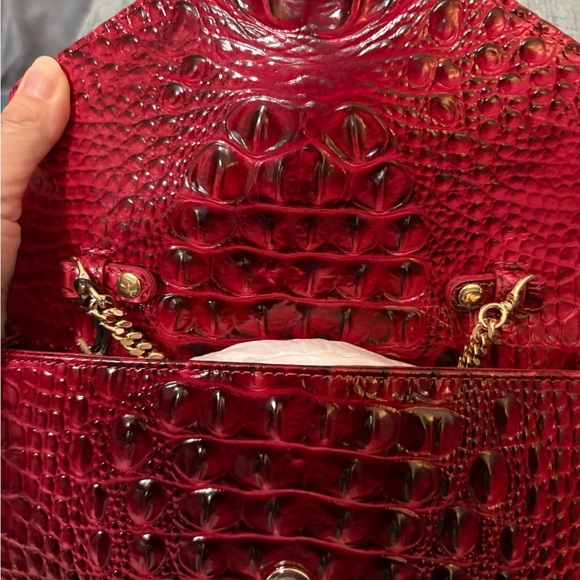 Brahmin Wendy in Merlot Ombre Melbourne Croc-Embossed Crossbody Bag NWT & dusty - Picture 6 of 8